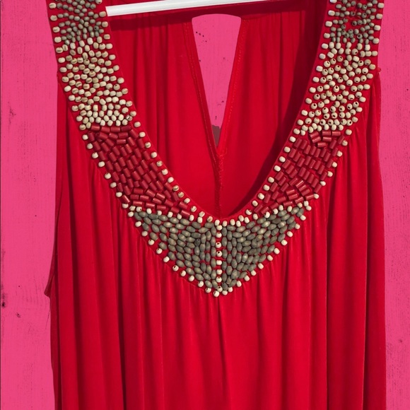 V-neck true red beaded detailing v-back to the neck - Picture 8 of 10